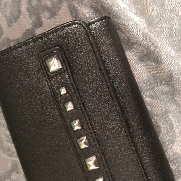 Ezon black ladies wallets - Picture 5 of 17